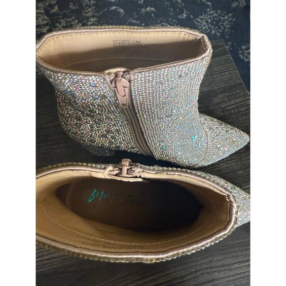 Betsey Johnson Cady Holographic Rhinestone Pointed-Toe Side Zip Ankle Boots 7.5 - Picture 5 of 8